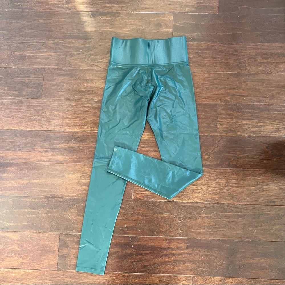 Carbon 38 Size Small Green Takara Shine Leggings